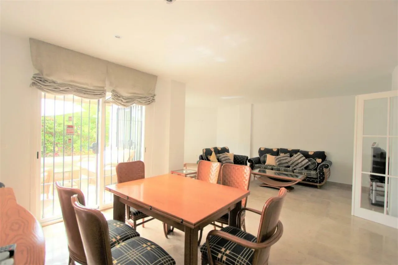 Naranjos M3 22 0*, Marbella