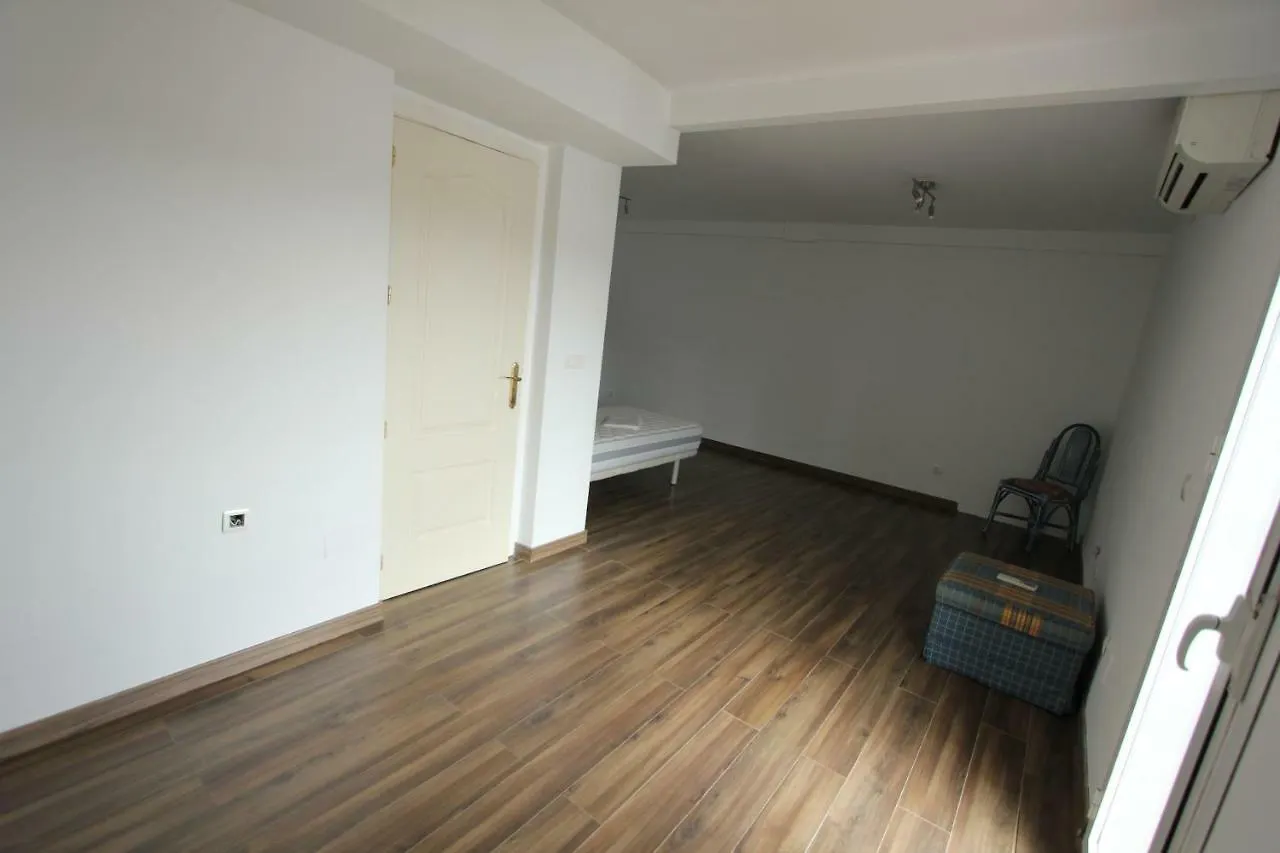 Naranjos M3 22 0*, Marbella Espanha